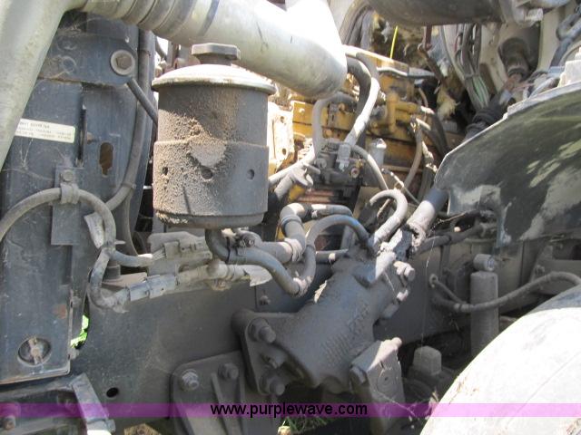 image for item I9534 2000 Sterling A9500 semi truck