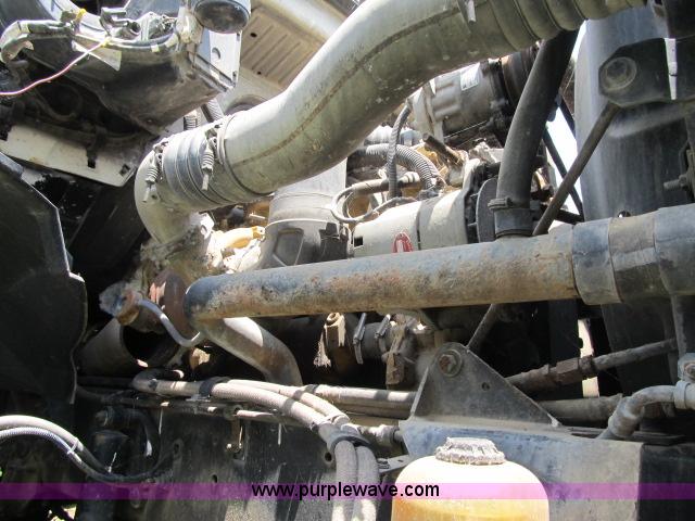 image for item I9534 2000 Sterling A9500 semi truck