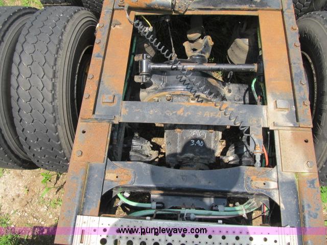 image for item I9534 2000 Sterling A9500 semi truck