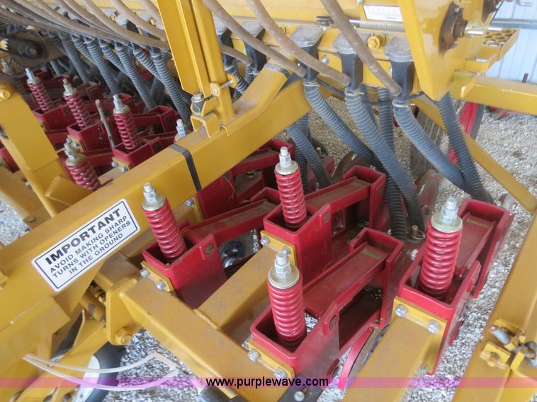 image for item I9537 HayBuster 107C no-till drill