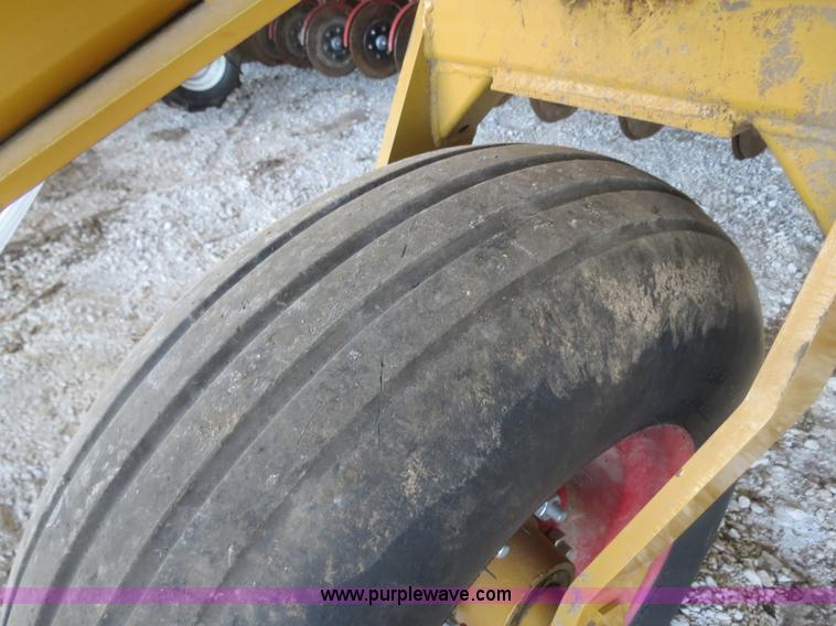 image for item I9537 HayBuster 107C no-till drill