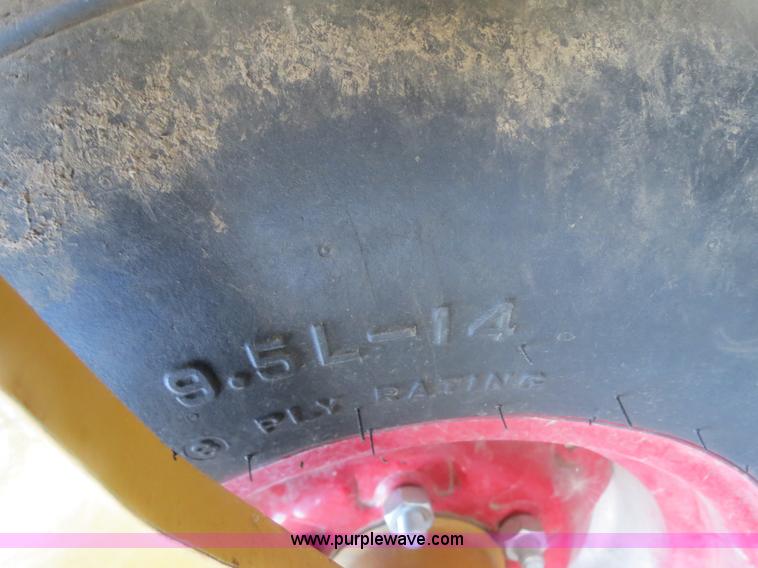 image for item I9537 HayBuster 107C no-till drill