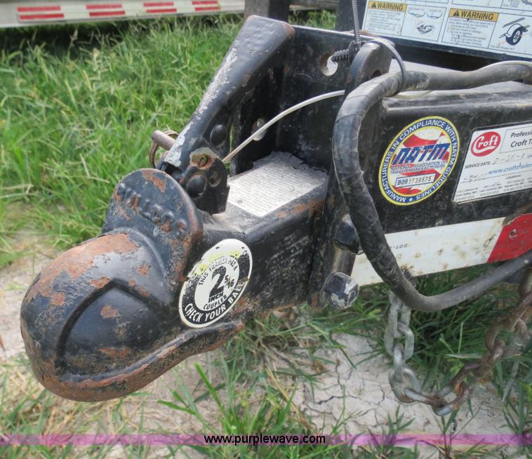 image for item I9541 2010 Load Trail equipment trailer