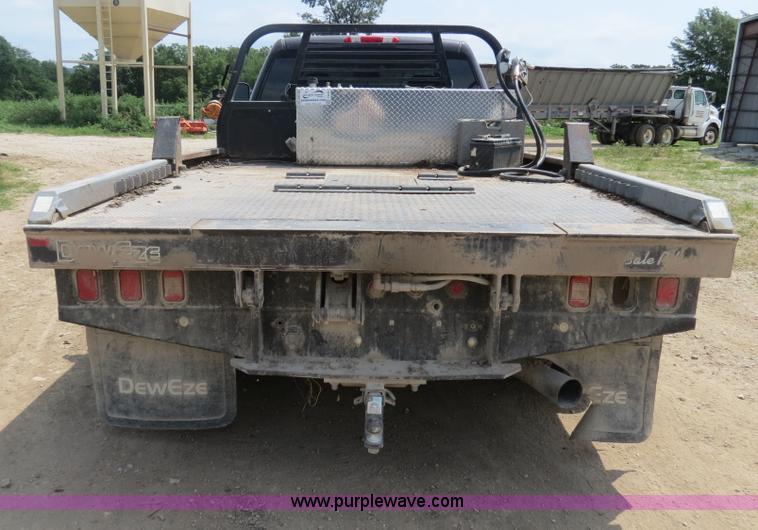 image for item I9542 2008 GMC Sierra 3500HD Crew Cab flatbed truck
