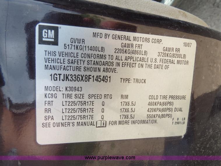 image for item I9542 2008 GMC Sierra 3500HD Crew Cab flatbed truck