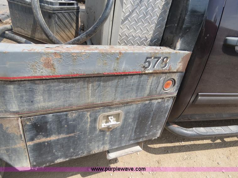 image for item I9542 2008 GMC Sierra 3500HD Crew Cab flatbed truck