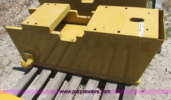 image for item AC9370 Caterpillar 140M motor grader push block