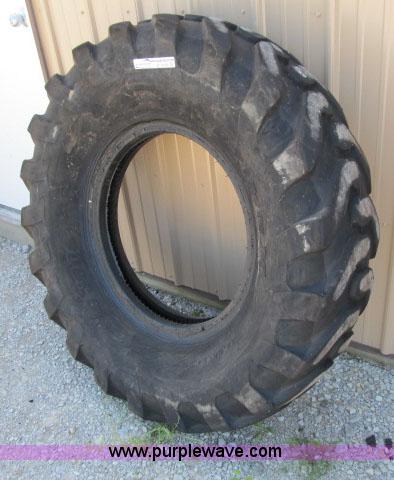 image for item AC9374 Sply 14.00-24 tire