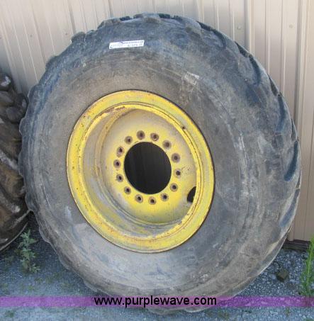 image for item AC9376 Galaxy 14.00-24 tire and wheel