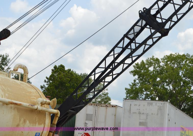 image for item AC9387 1977 Link-Belt 108B crane