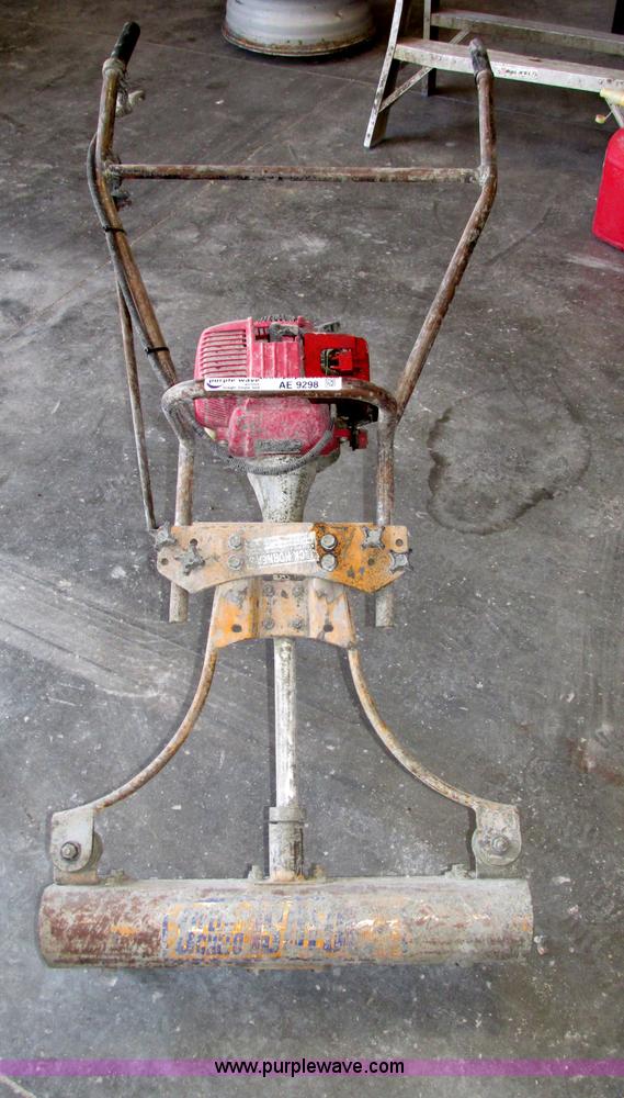 image for item AE9298 MFC speed screed