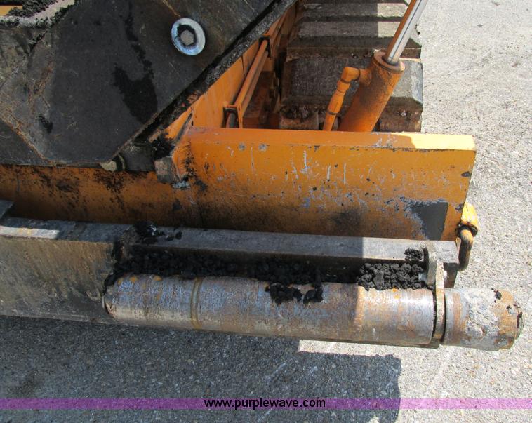 image for item AN9013 2007 LeeBoy L8816T paver