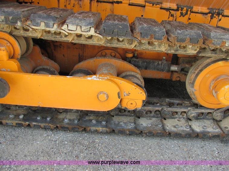 image for item AN9013 2007 LeeBoy L8816T paver