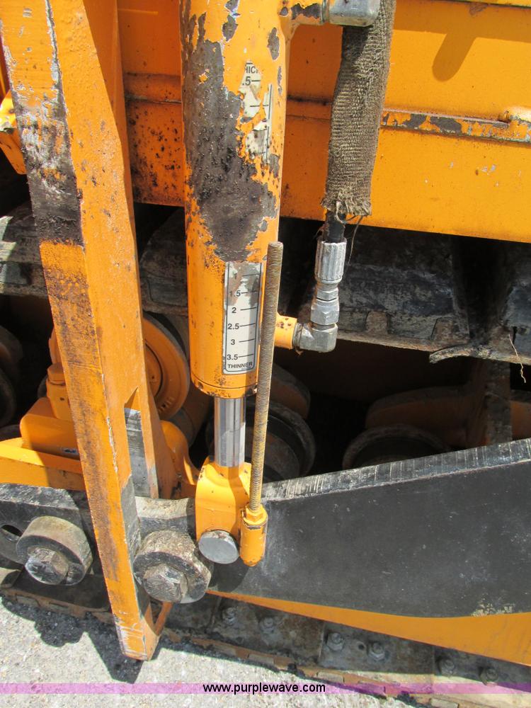 image for item AN9013 2007 LeeBoy L8816T paver