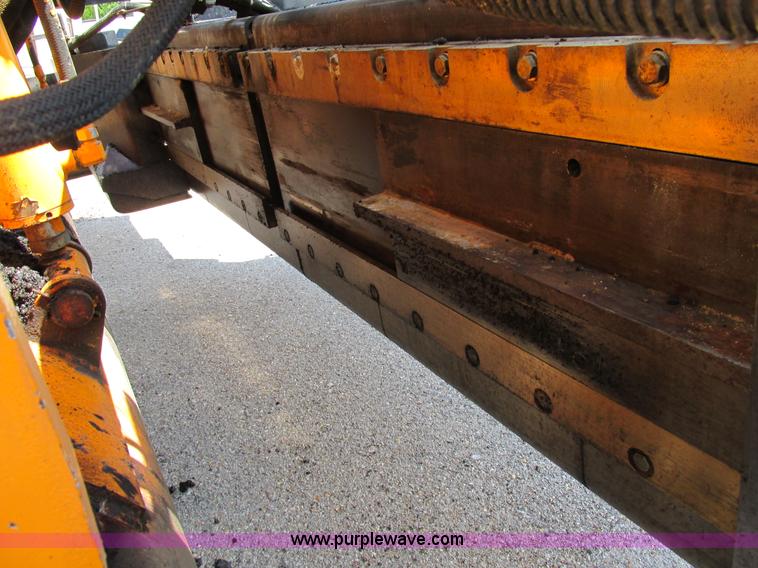 image for item AN9013 2007 LeeBoy L8816T paver