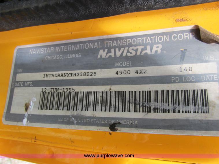 image for item AN9036 1996 International 4900 dump truck