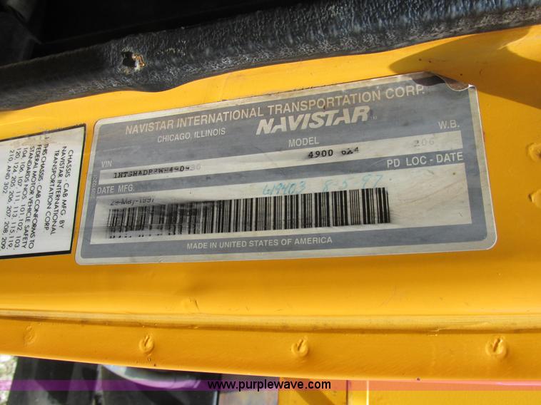 image for item AN9039 1998 International 4900 dump truck