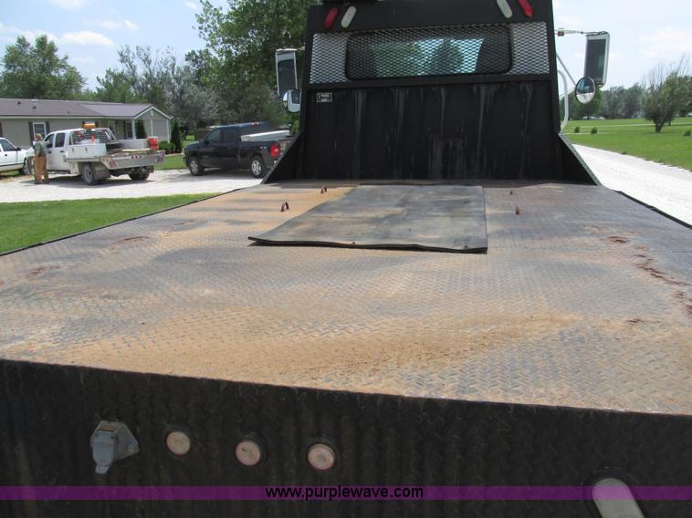 image for item AW9999 1995 International 4900 flatbed truck