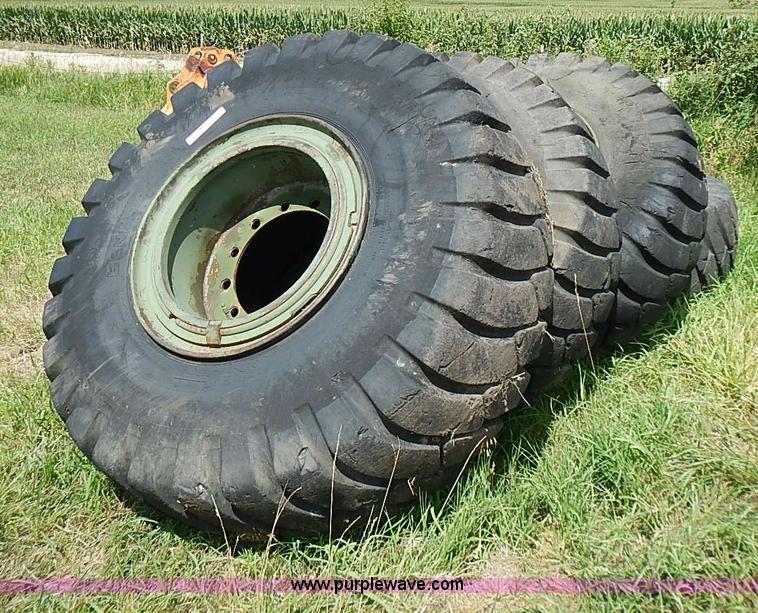 image for item BA9175 (4) General 23.5-25 tires and wheels