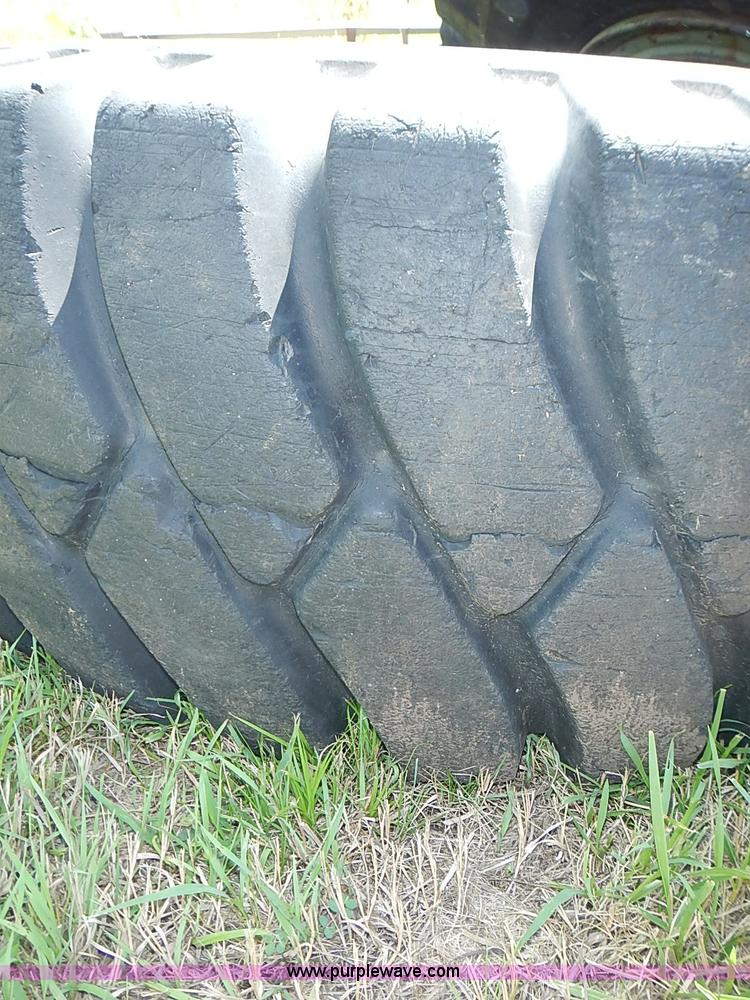 image for item BA9175 (4) General 23.5-25 tires and wheels