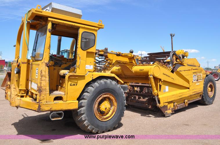 image for item F2034 1976 Caterpillar 613 elevating scraper