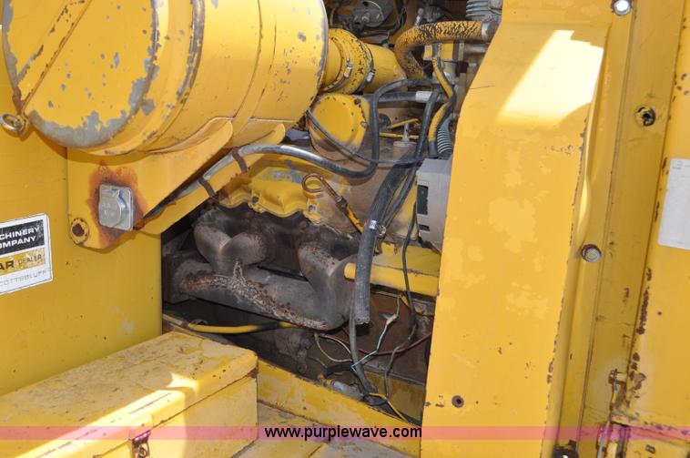 image for item F2034 1976 Caterpillar 613 elevating scraper
