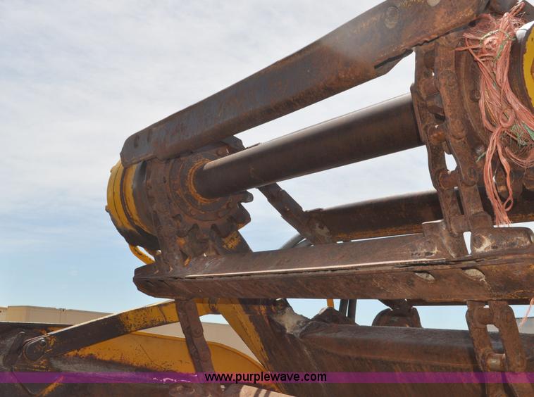 image for item F2034 1976 Caterpillar 613 elevating scraper