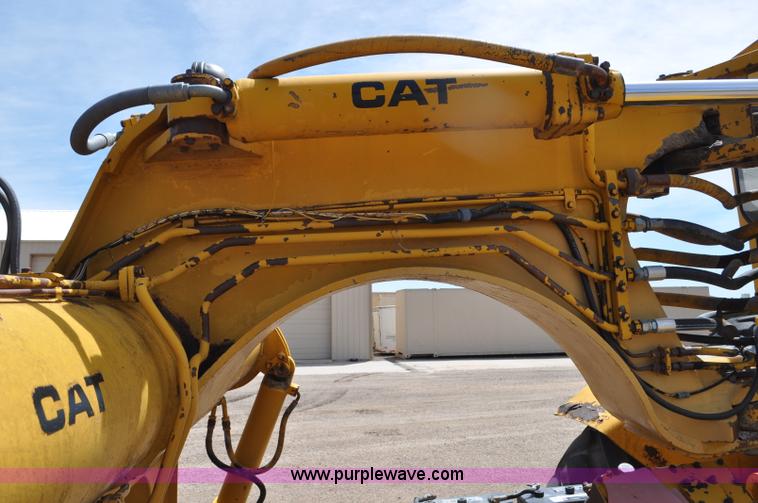 image for item F2034 1976 Caterpillar 613 elevating scraper