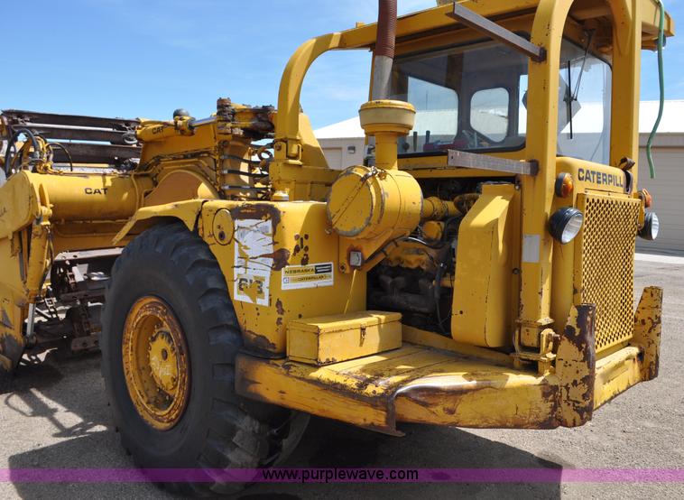 image for item F2034 1976 Caterpillar 613 elevating scraper
