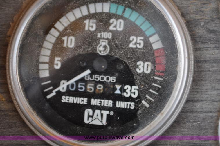 image for item F2034 1976 Caterpillar 613 elevating scraper