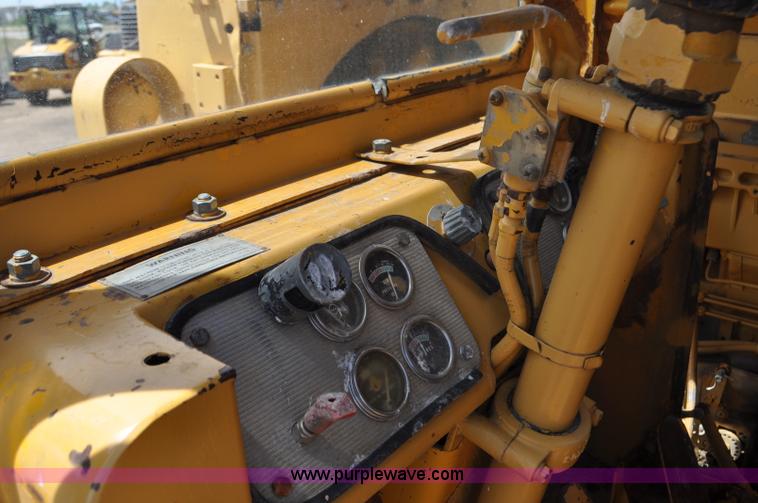 image for item F2035 1968 Caterpillar 621 conventional scraper