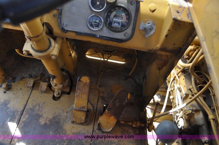 image for item F2035 1968 Caterpillar 621 conventional scraper