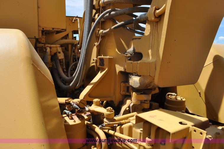 image for item F2035 1968 Caterpillar 621 conventional scraper