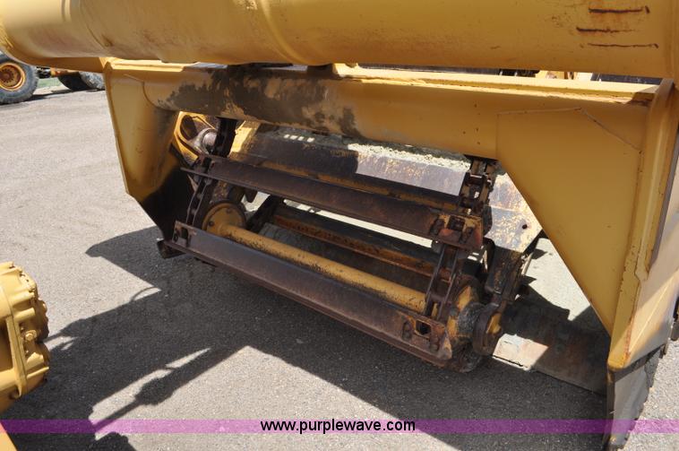 image for item F2035 1968 Caterpillar 621 conventional scraper