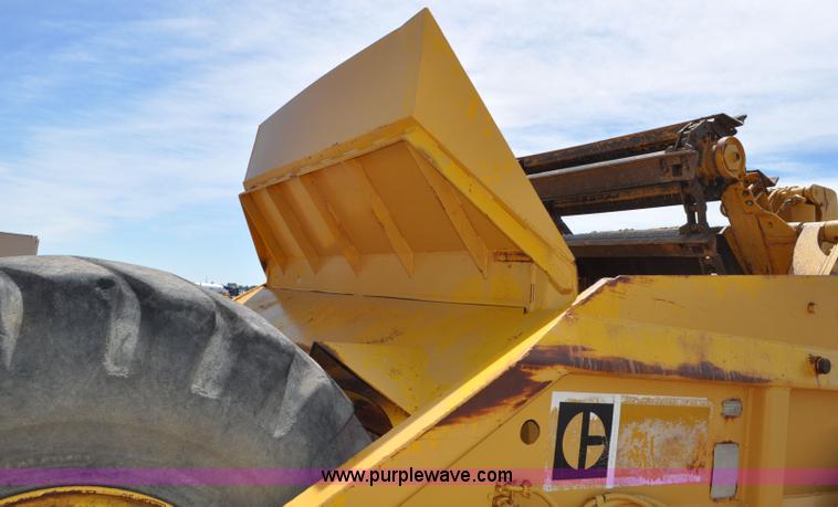 image for item F2035 1968 Caterpillar 621 conventional scraper