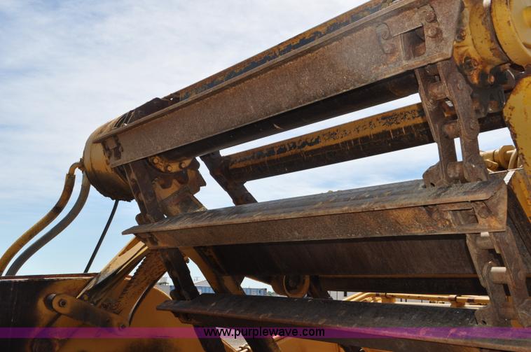 image for item F2035 1968 Caterpillar 621 conventional scraper