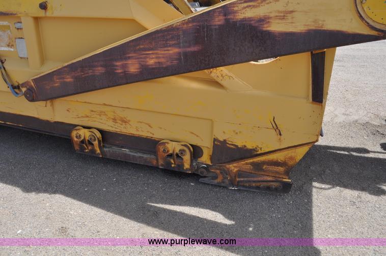image for item F2035 1968 Caterpillar 621 conventional scraper