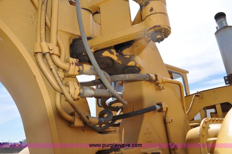 image for item F2035 1968 Caterpillar 621 conventional scraper
