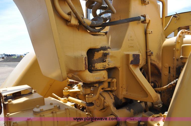 image for item F2035 1968 Caterpillar 621 conventional scraper