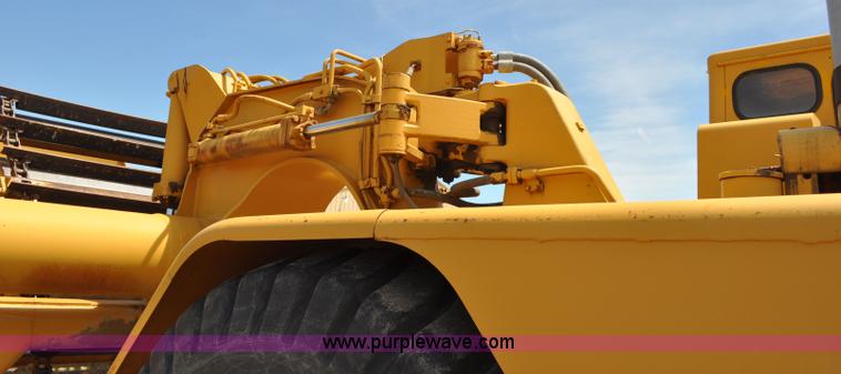 image for item F2035 1968 Caterpillar 621 conventional scraper