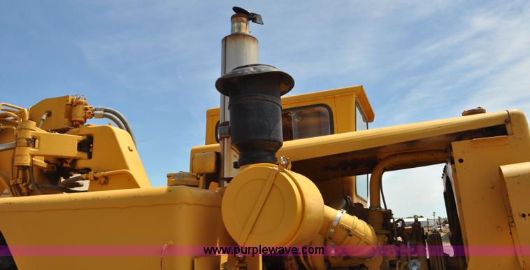 image for item F2035 1968 Caterpillar 621 conventional scraper