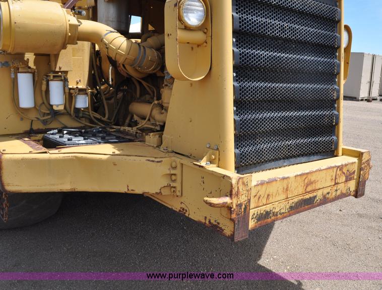 image for item F2035 1968 Caterpillar 621 conventional scraper