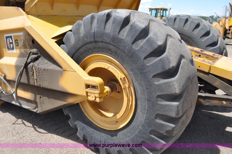 image for item F2035 1968 Caterpillar 621 conventional scraper