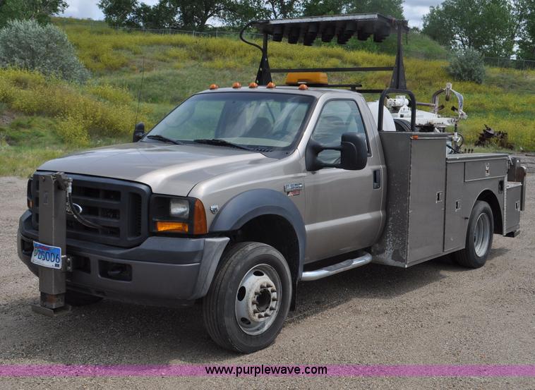 image for item F2040 2007 Ford F550 Super Duty XL utility truck with core drill