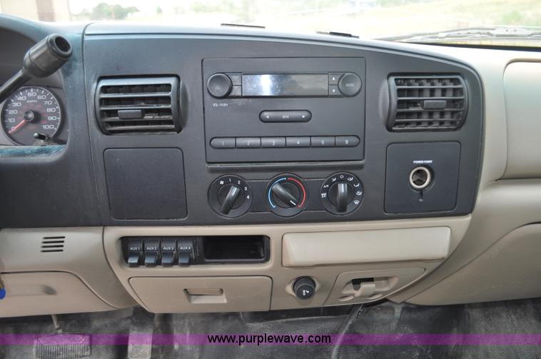 image for item F2040 2007 Ford F550 Super Duty XL utility truck with core drill