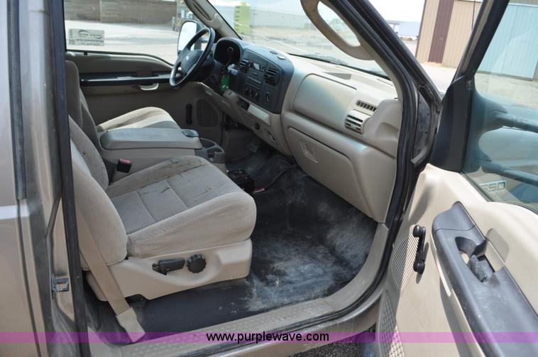 image for item F2040 2007 Ford F550 Super Duty XL utility truck with core drill