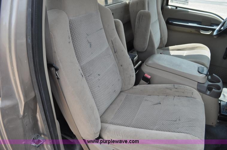 image for item F2040 2007 Ford F550 Super Duty XL utility truck with core drill