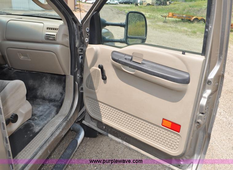 image for item F2040 2007 Ford F550 Super Duty XL utility truck with core drill