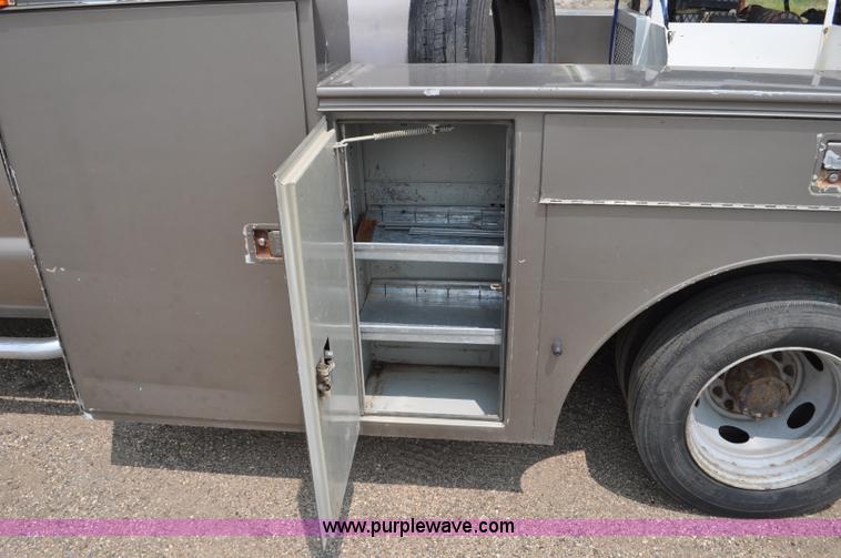 image for item F2040 2007 Ford F550 Super Duty XL utility truck with core drill