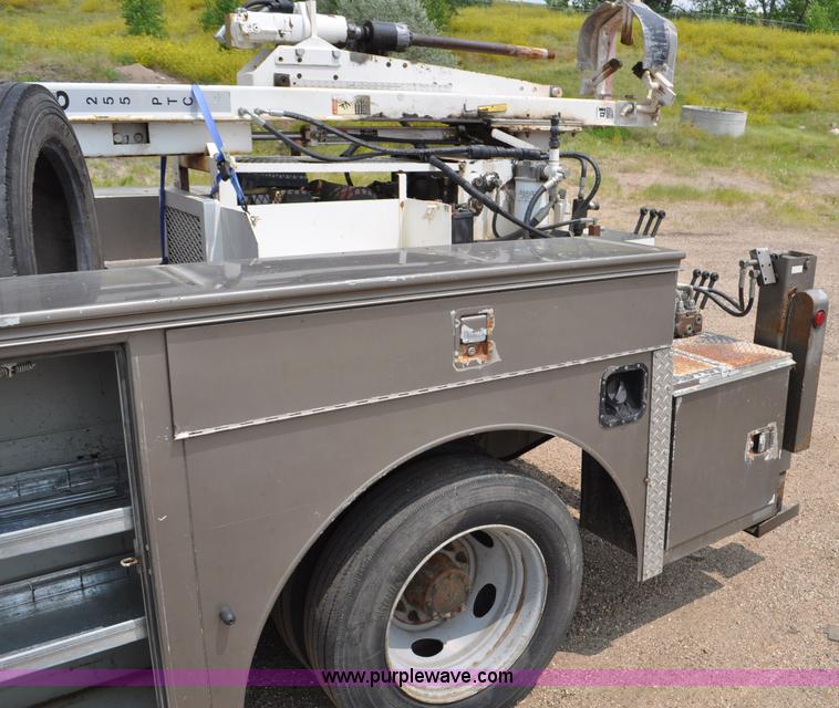 image for item F2040 2007 Ford F550 Super Duty XL utility truck with core drill